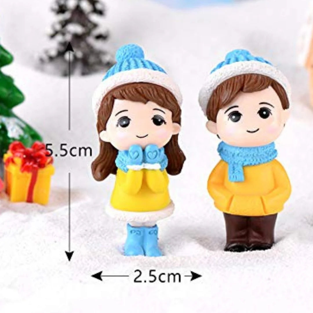 Winter Couple Miniature Figurine Set