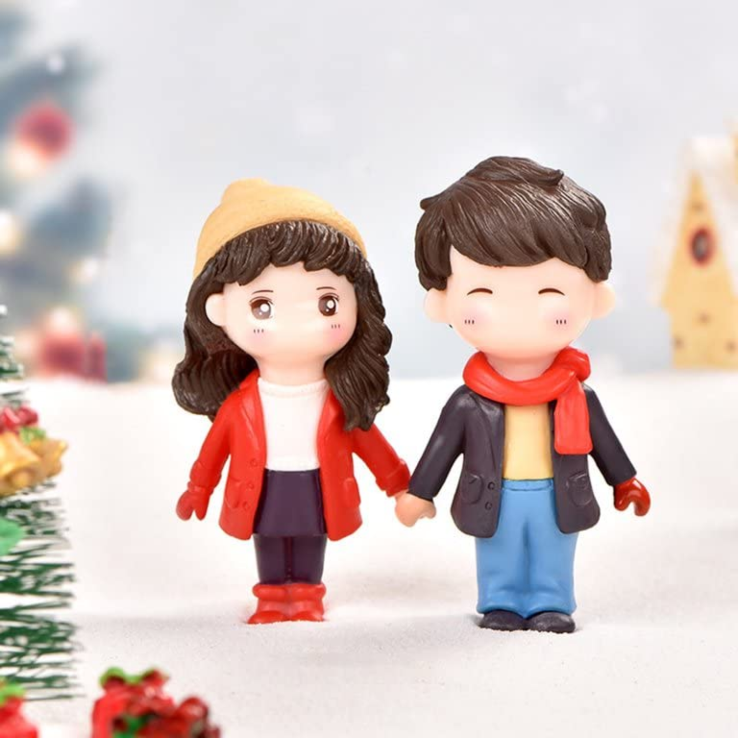 Winter Honeymoon Couple Miniature - Design 2