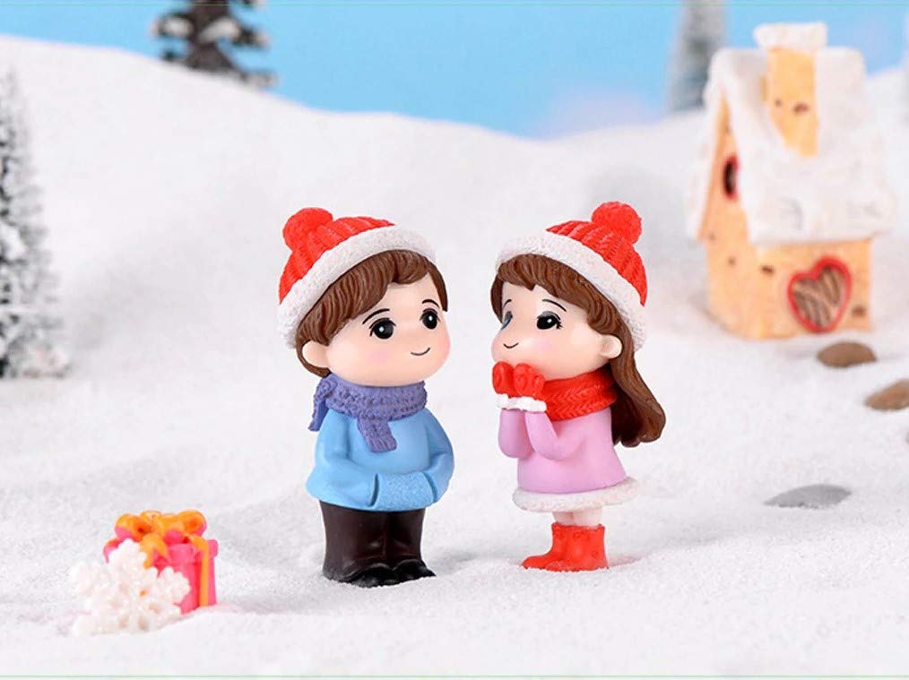 Winter Couple Miniature Figurine Set