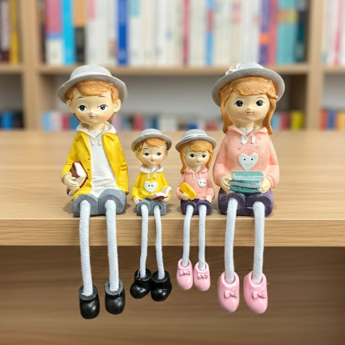 4-piece family hanging doll figurine set