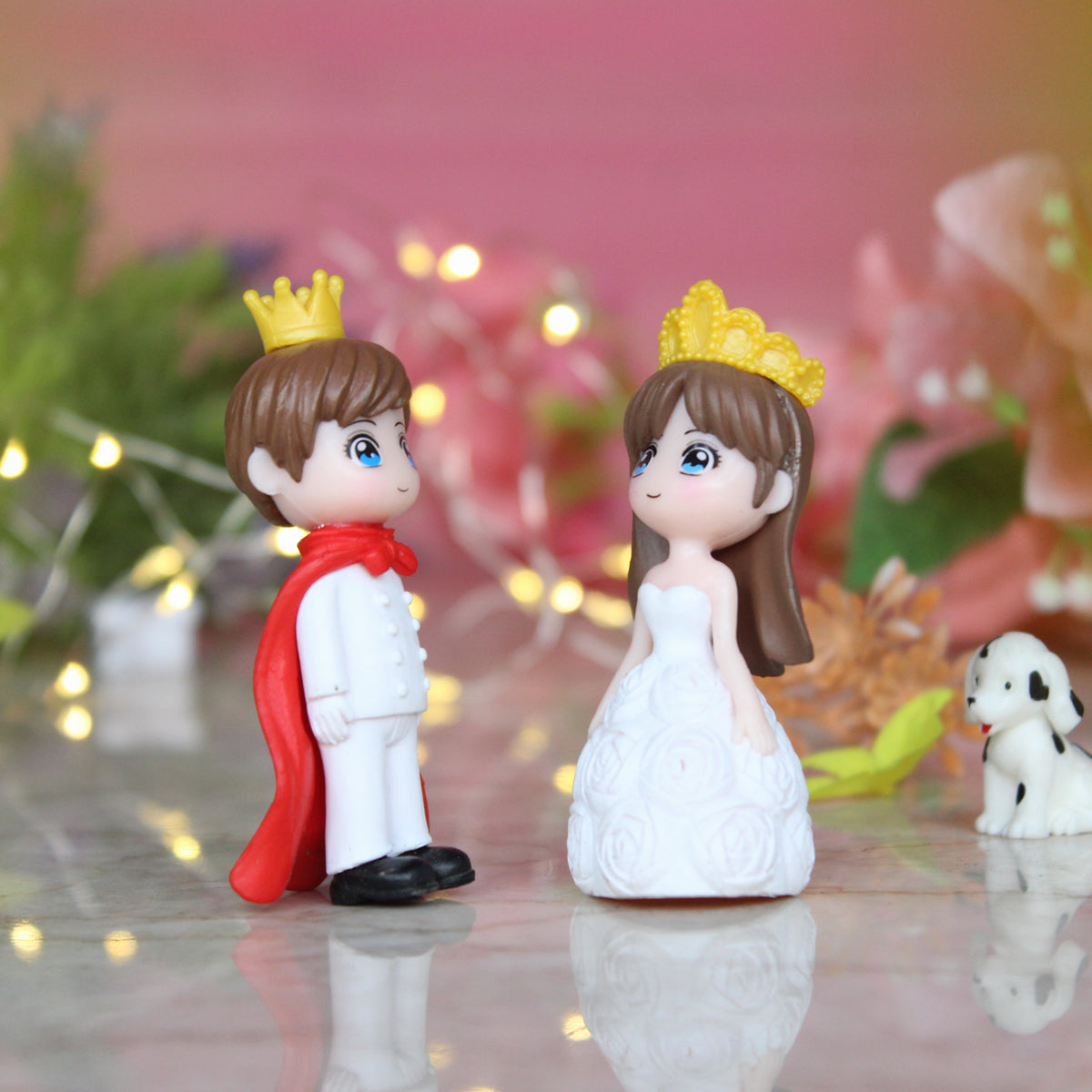 King & Queen Couple Miniature (Red & White)