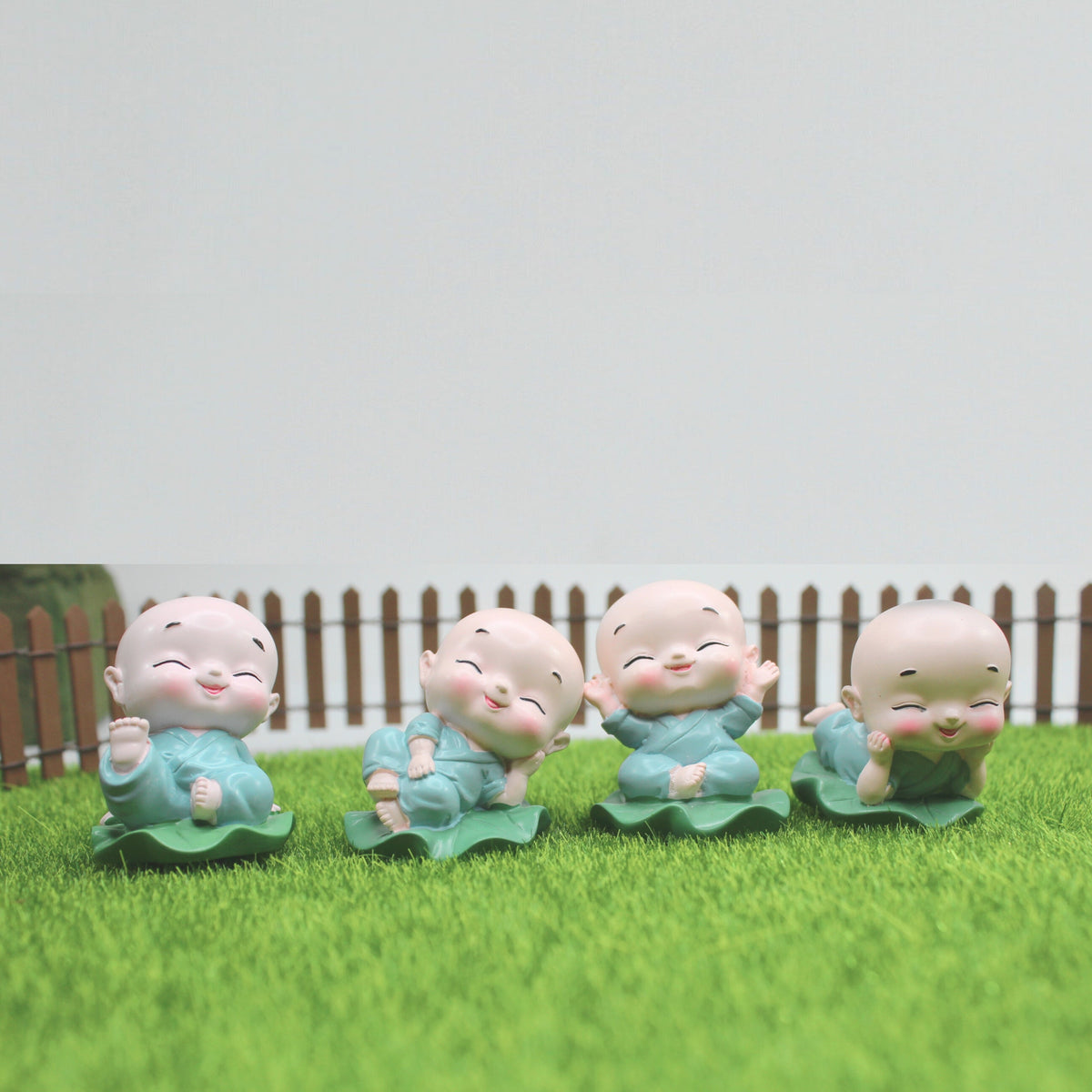 Smiling baby monks set of 4