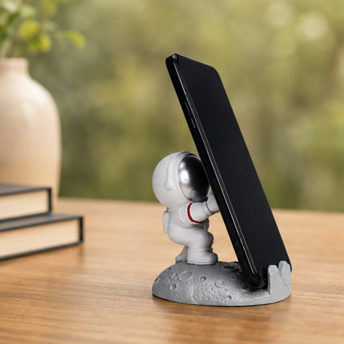 Astronaut Phone Stand - Silver