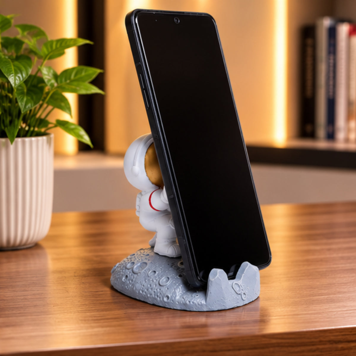 Astronaut Phone Stand - Golden