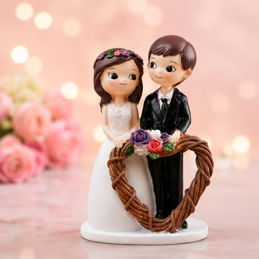 Sweetheart Wedding Couple Figurine - Heart Wreath