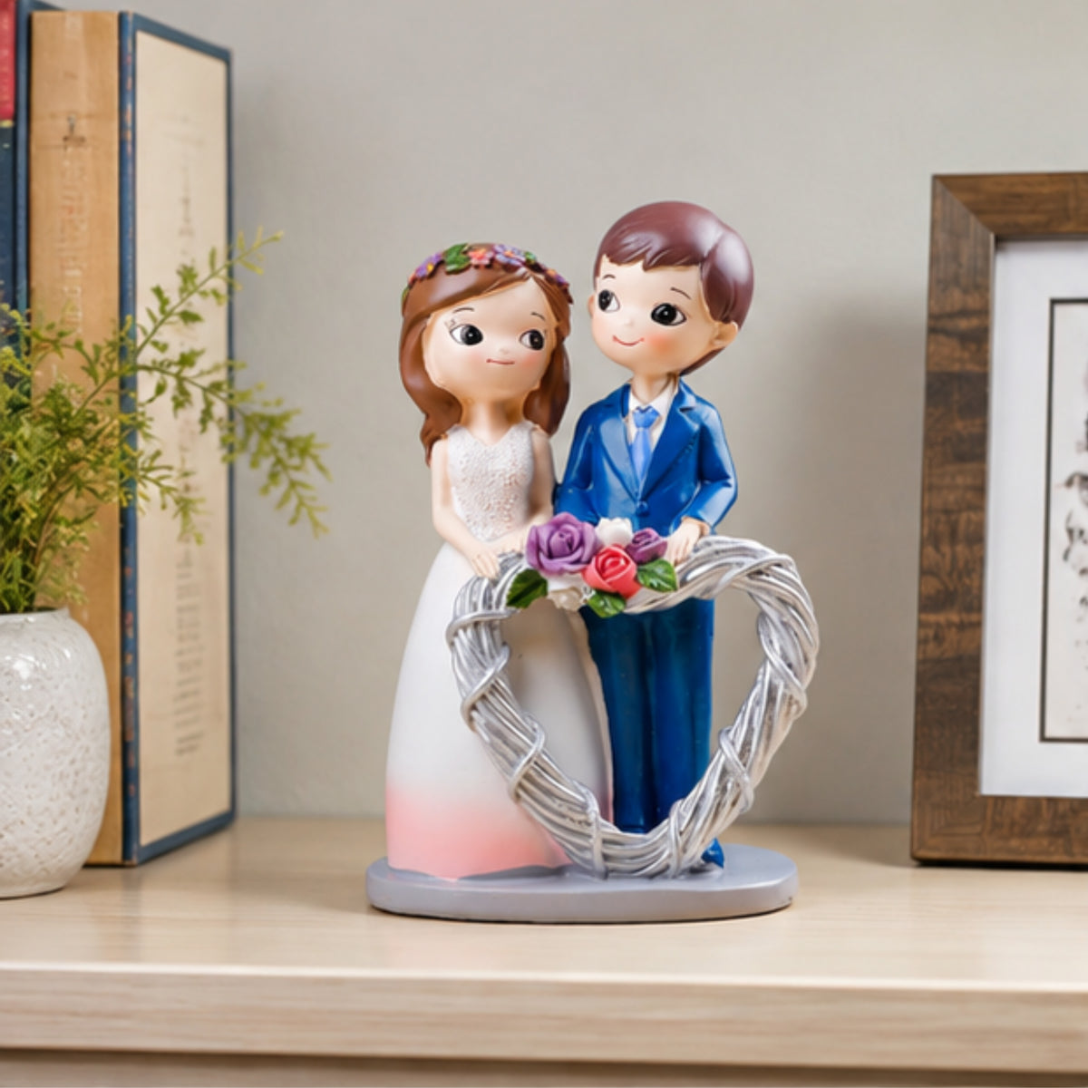 Sweetheart Wedding Couple Figurine - Classic Edition