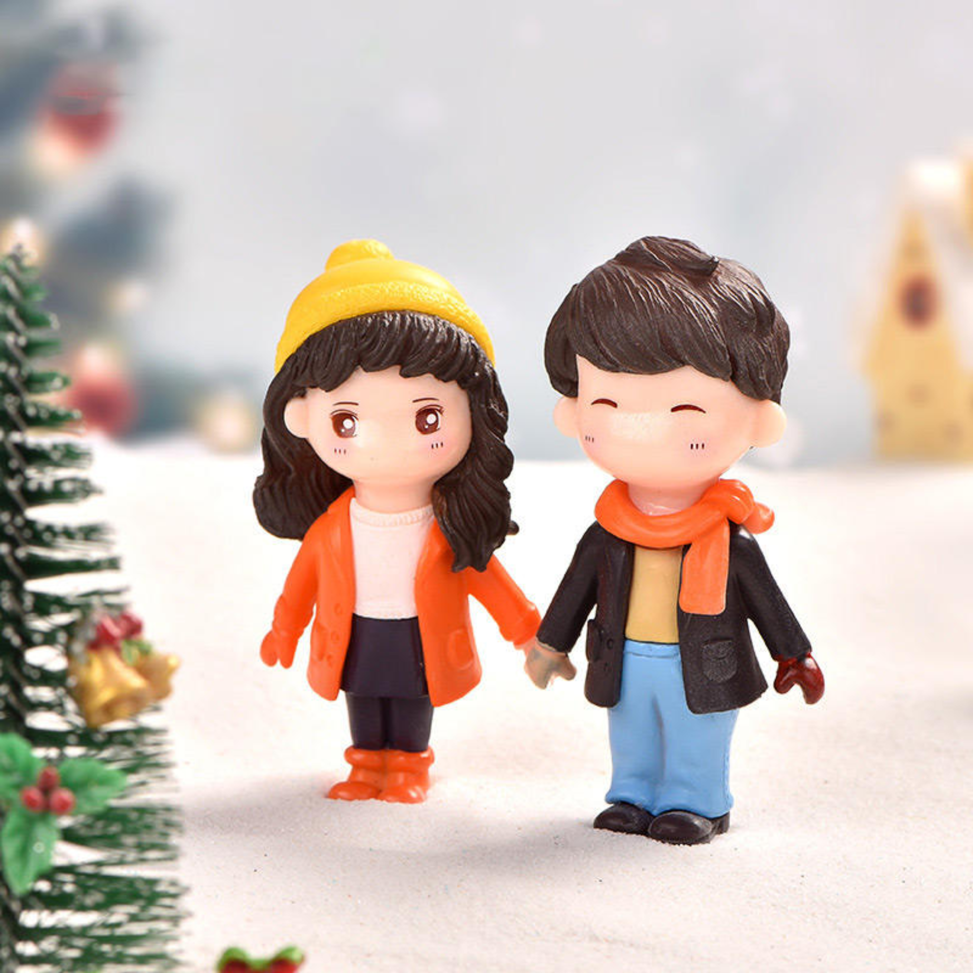 Winter Honeymoon Couple Miniature - Design 1