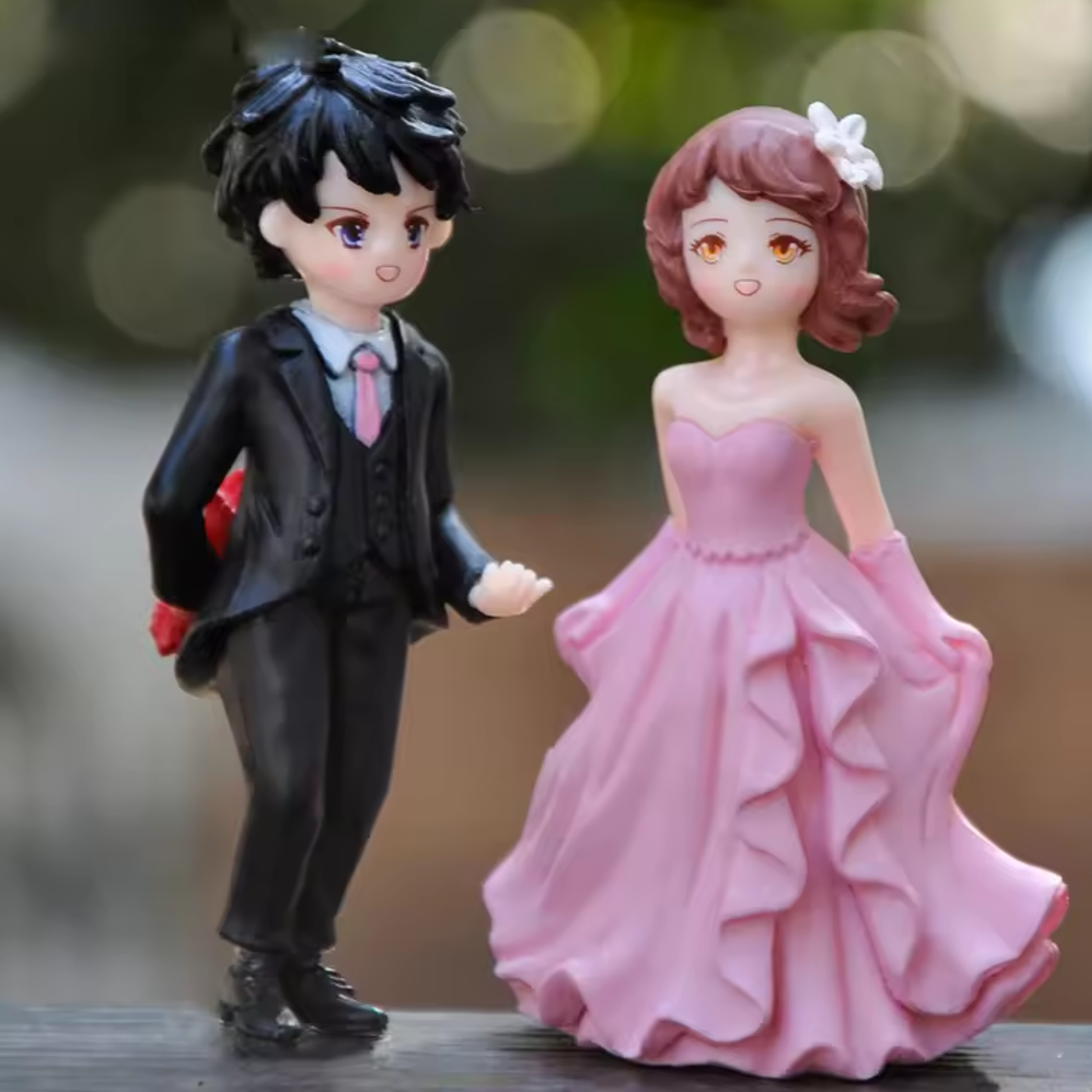 Romantic Couple Miniature (Pink & Black)