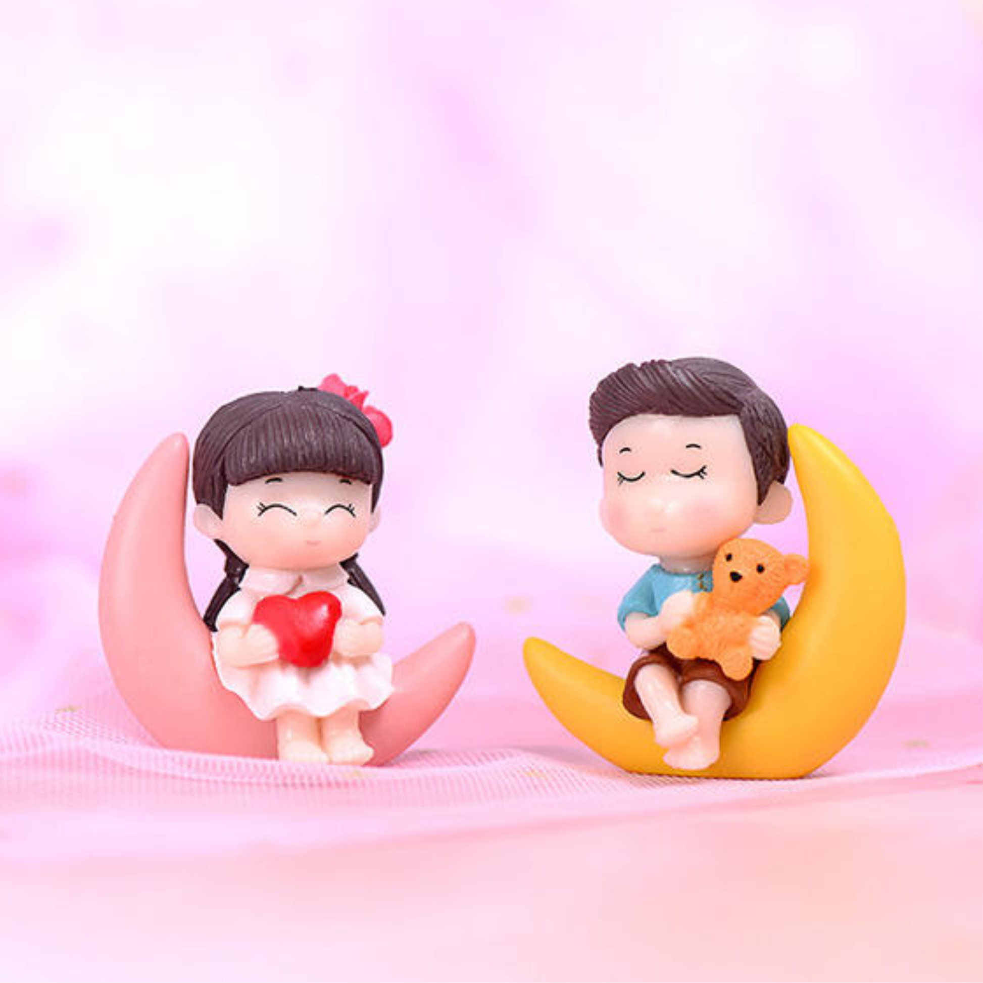 Couple on the Moon Miniature Set