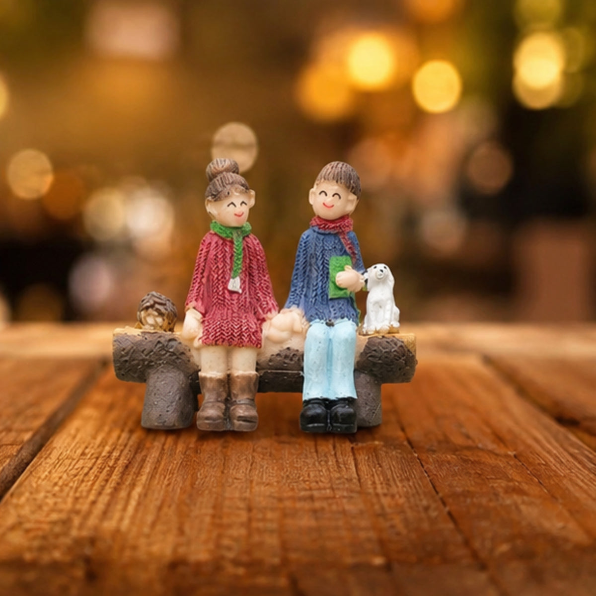 Couple on Bench Miniature Set