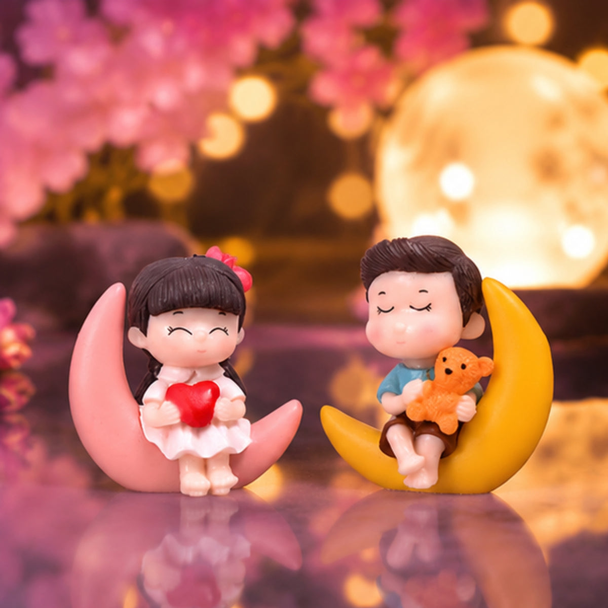 Couple on the Moon Miniature Set