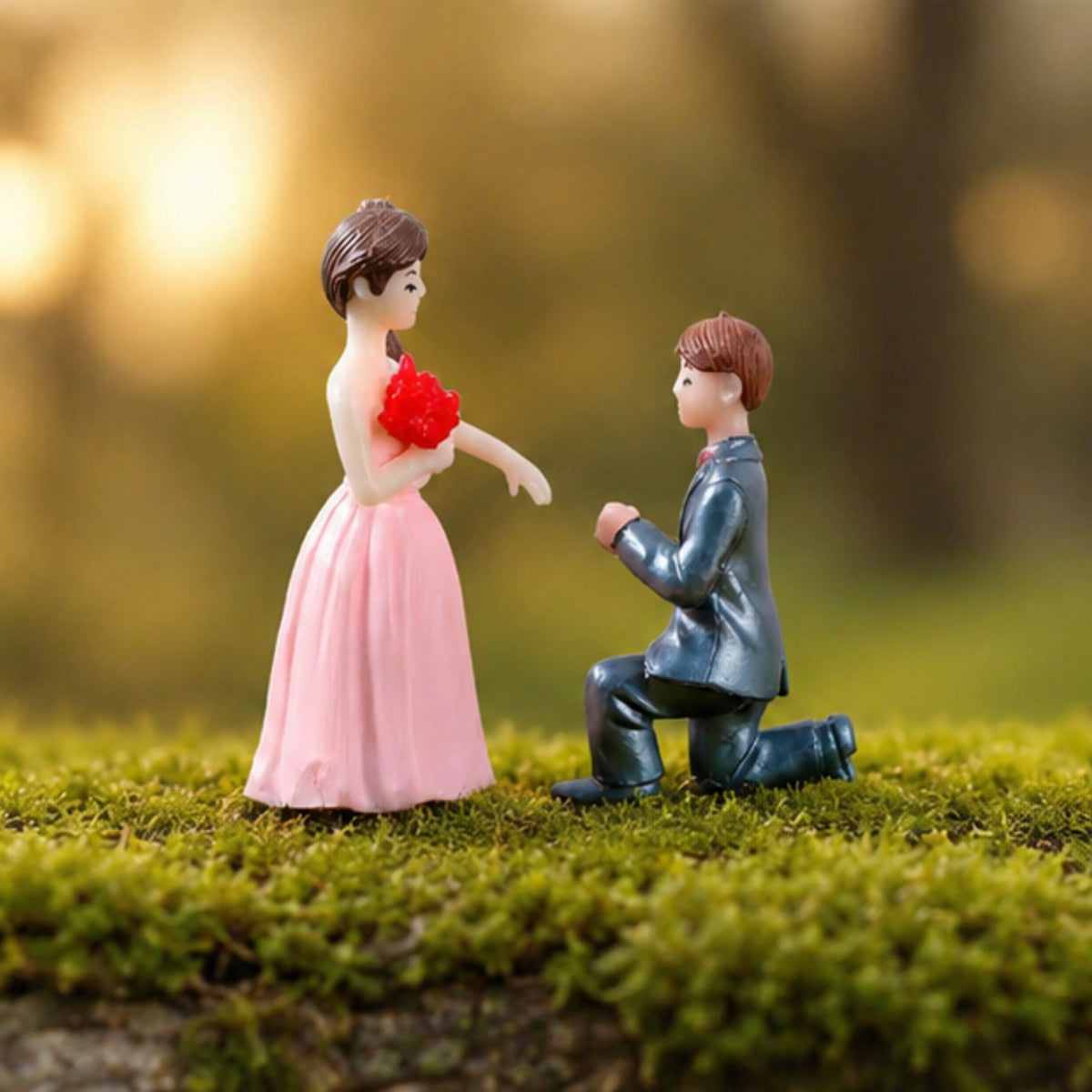 Boy Proposing Girl Miniature Set