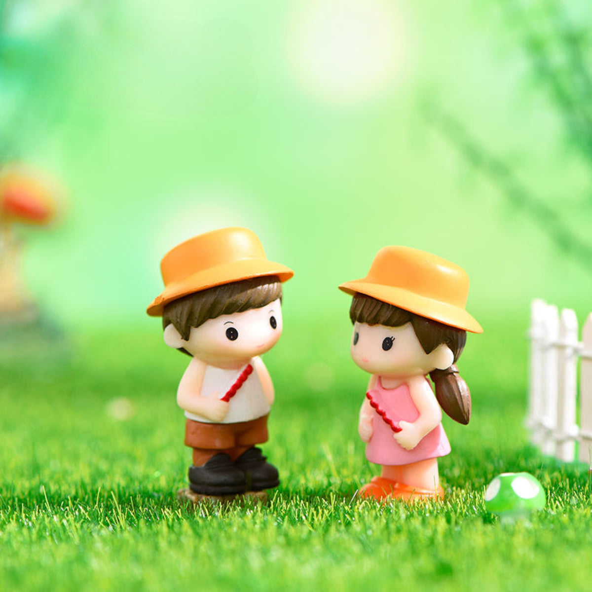Hat Couple Miniature (Beige)