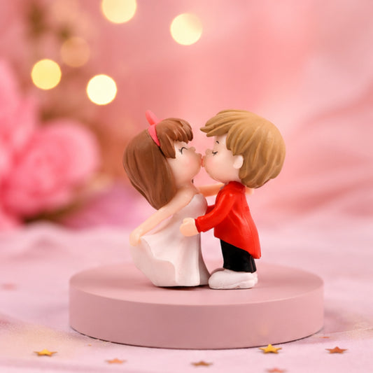 Kissing Couple Miniature - Style 2