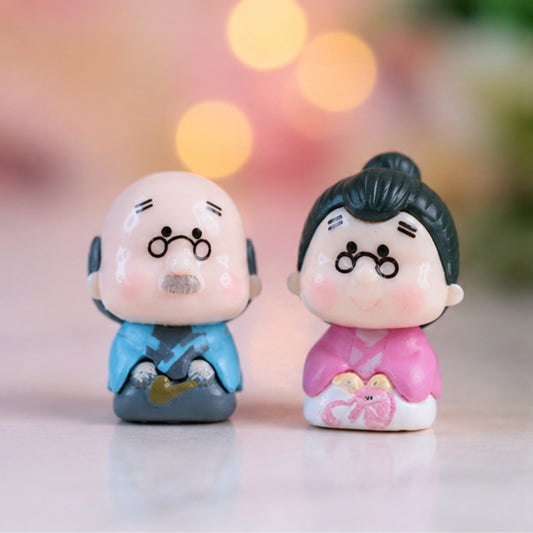 Sitting Grandparents Miniature Set