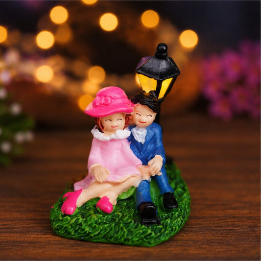 Couple Under Lamp Post Miniature