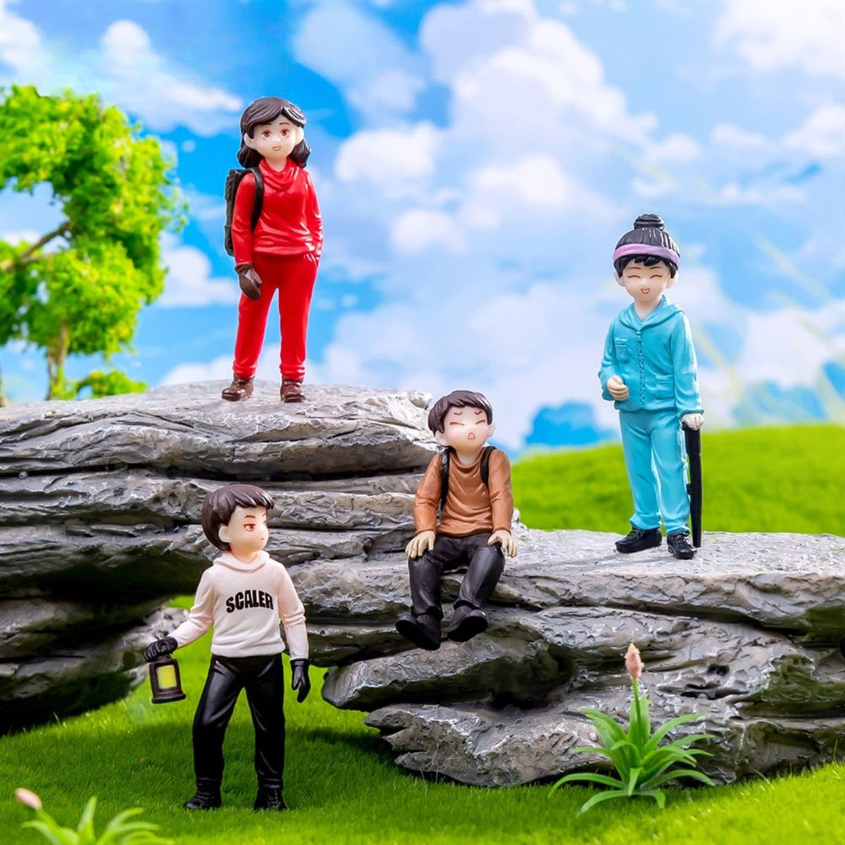 Smart Couple Miniature (Pack of 4)