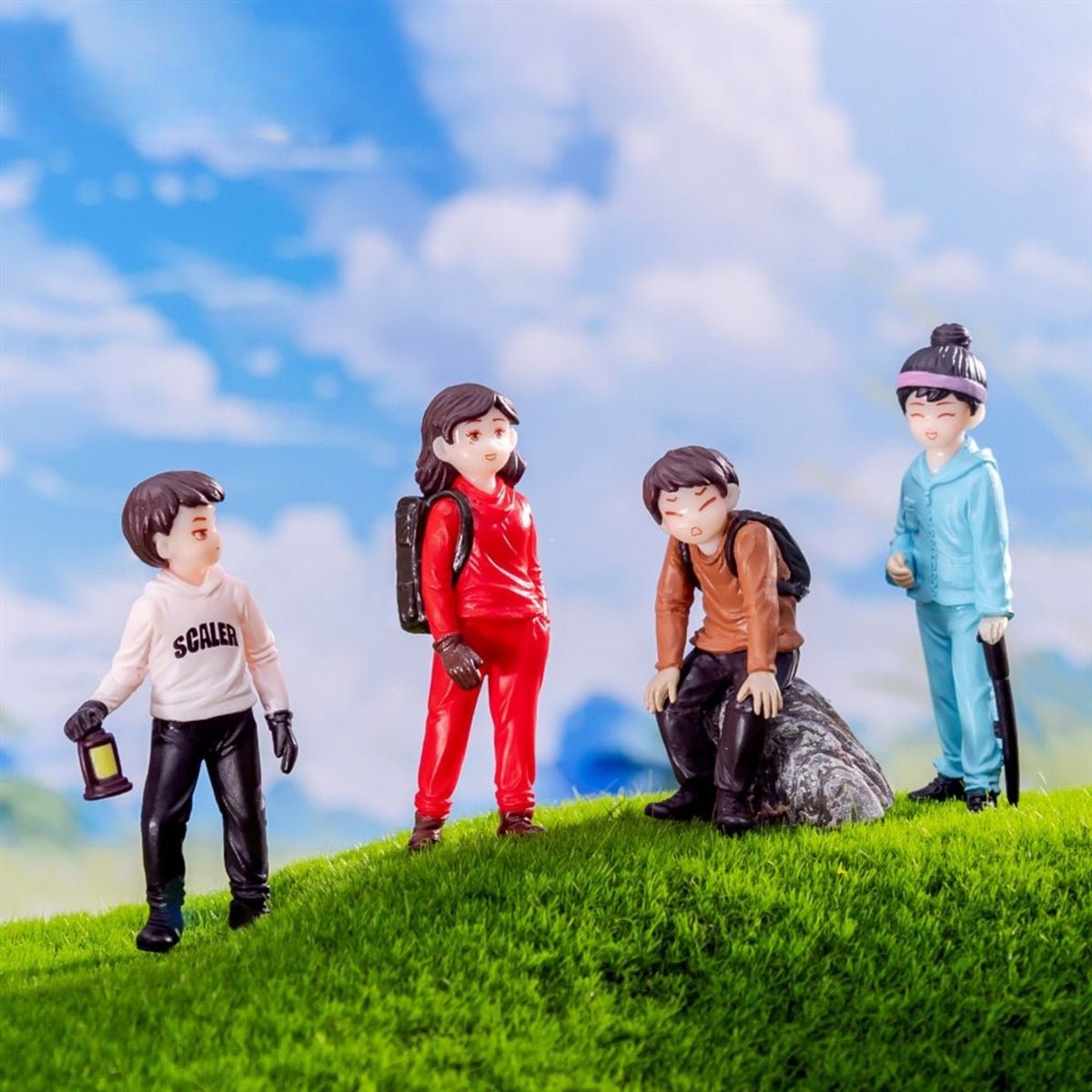 Smart Couple Miniature (Pack of 4)