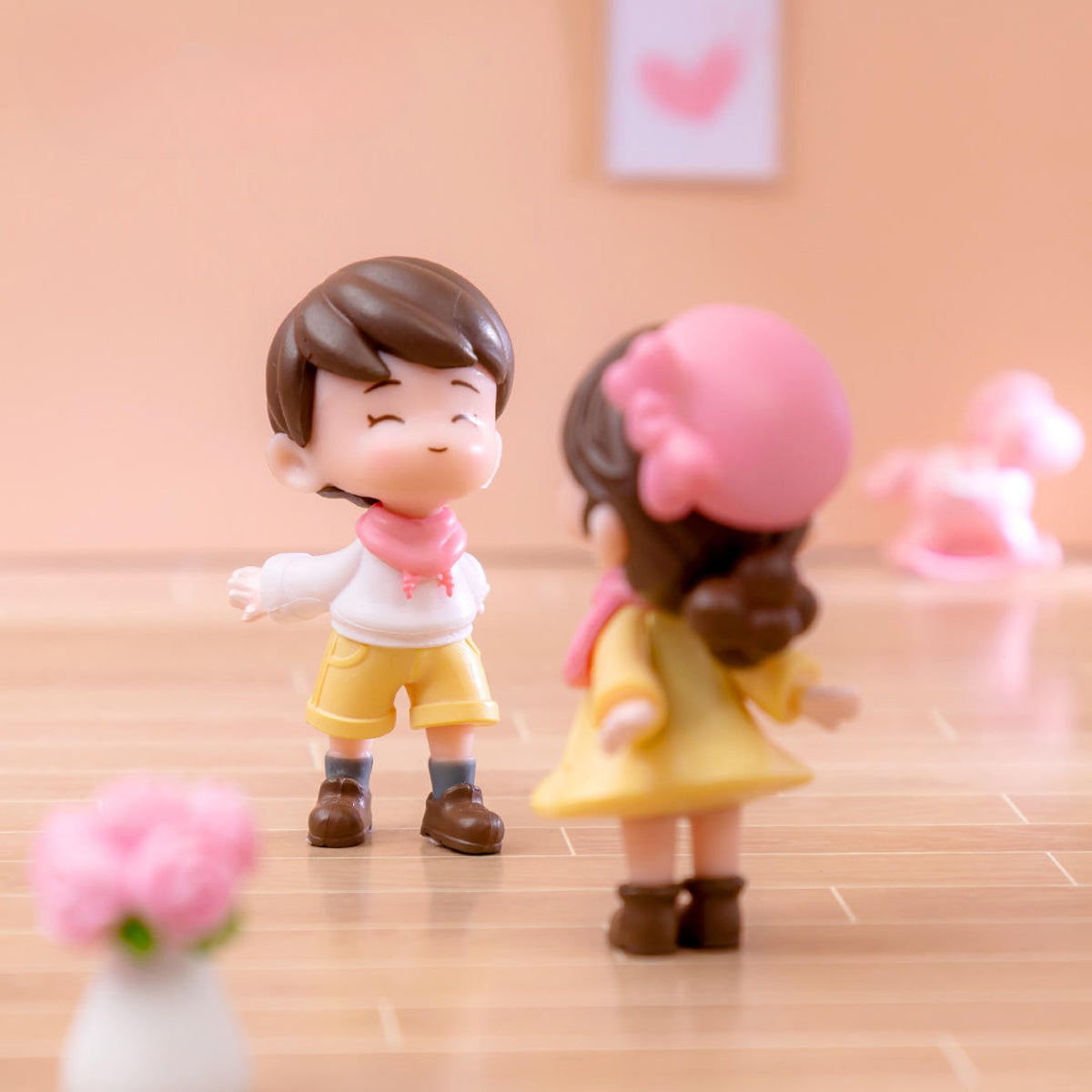 Romantic Couple Miniature (Pack of 4)