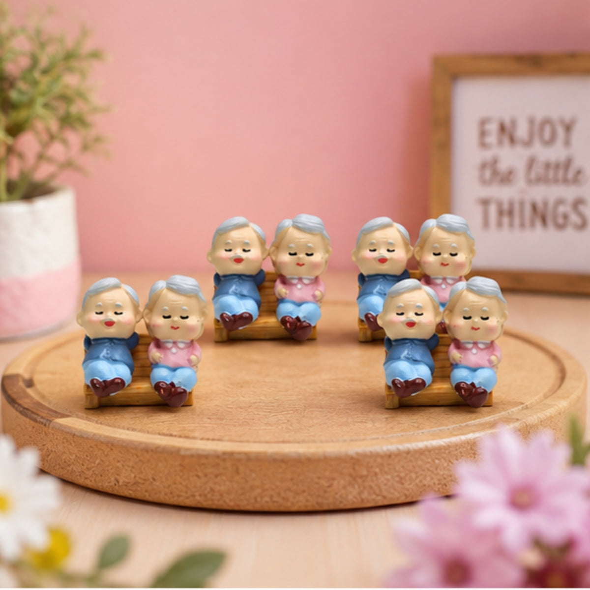 Grandma & Grandpa Miniature (Pack of 4)