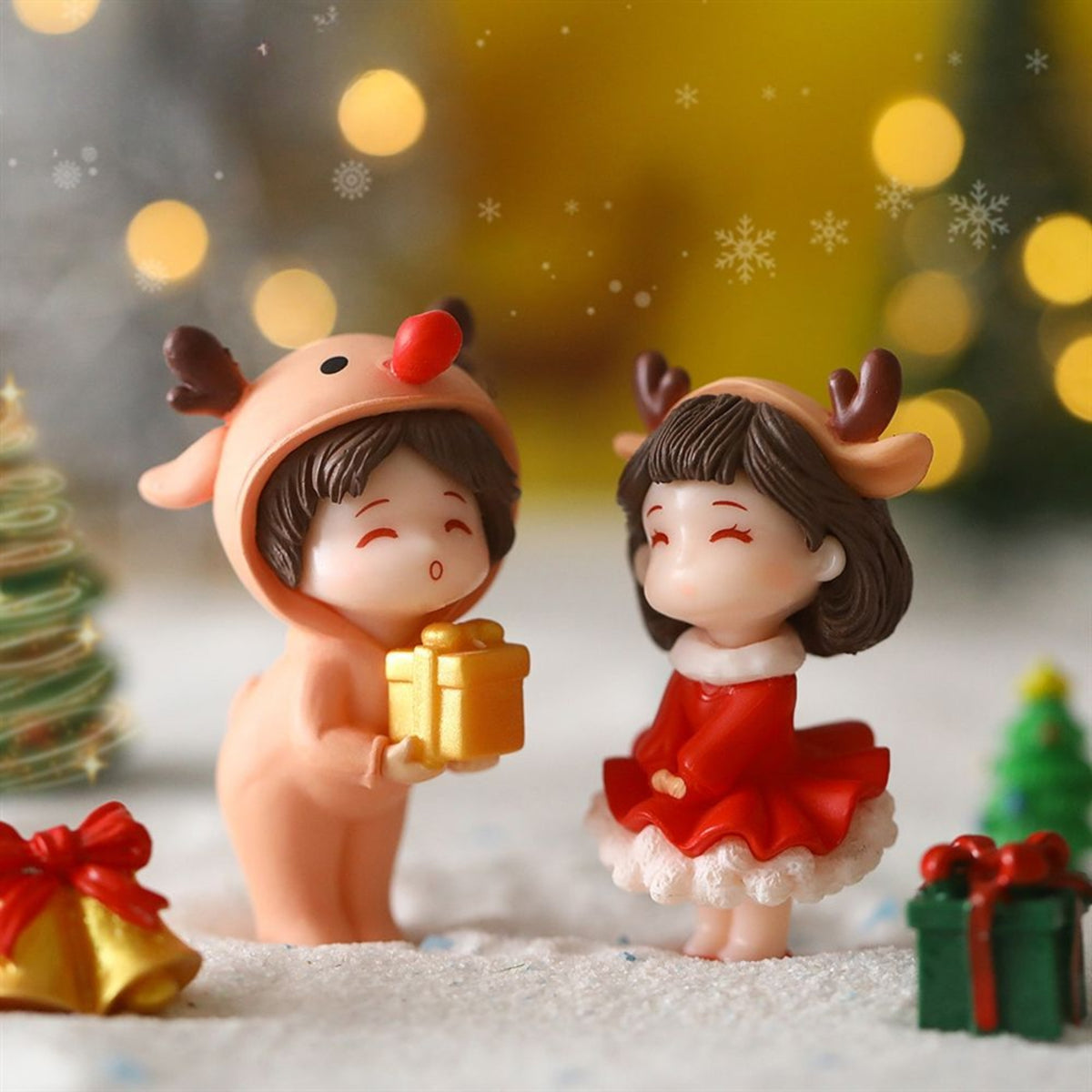 Christmas Couple Miniature Figures
