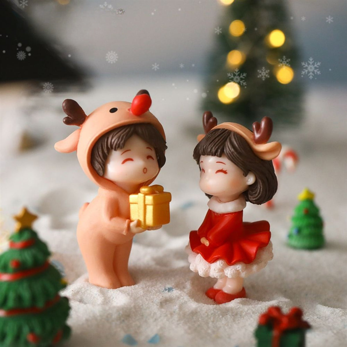 Christmas Couple Miniature Figures