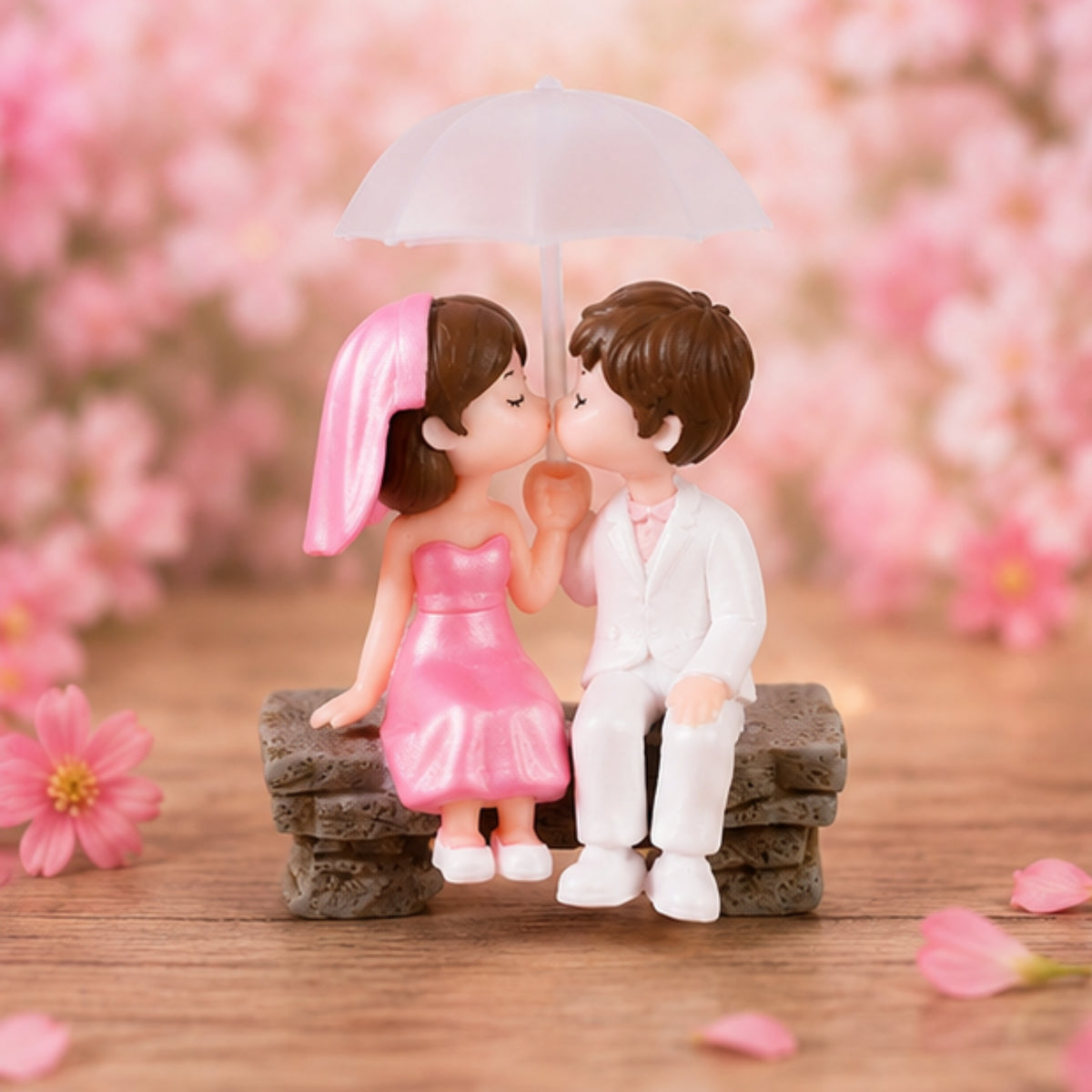 Romantic Couple Miniature Statue