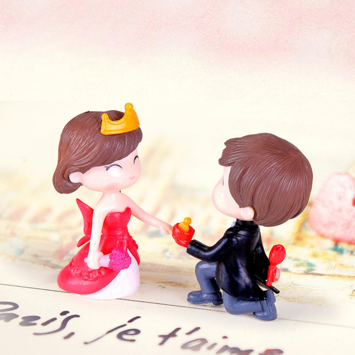 Proposing Couple Miniature Set