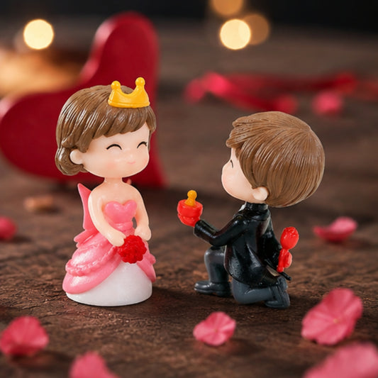 Proposing Couple Miniature Set