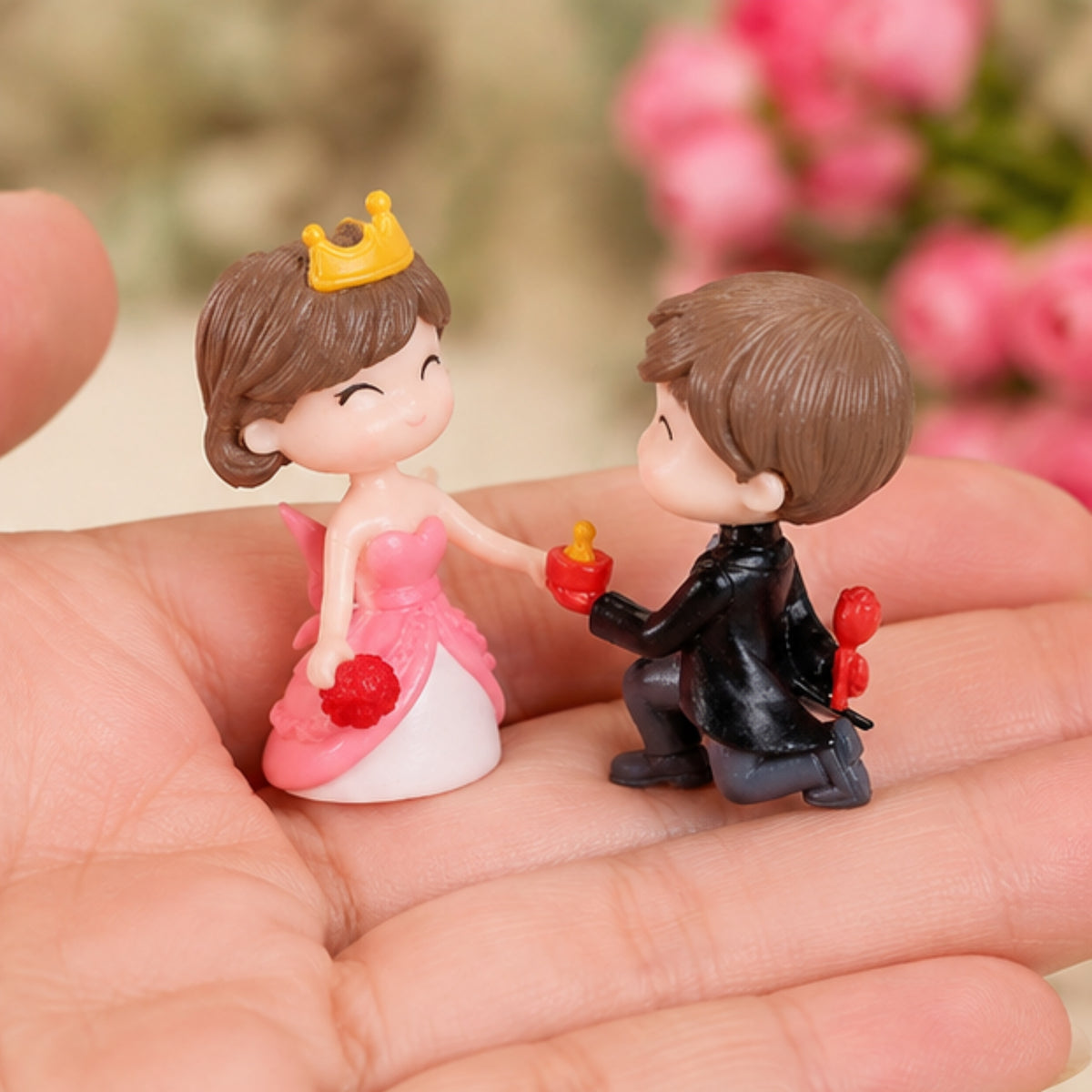 Proposing Couple Miniature Set