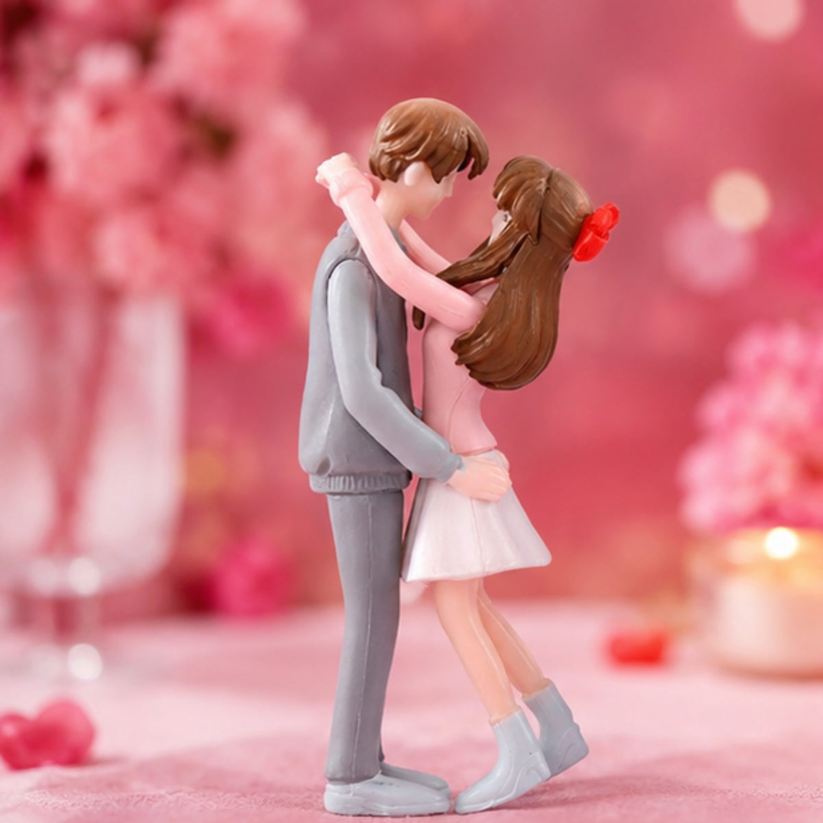 Loving Couple Miniature (Pink)