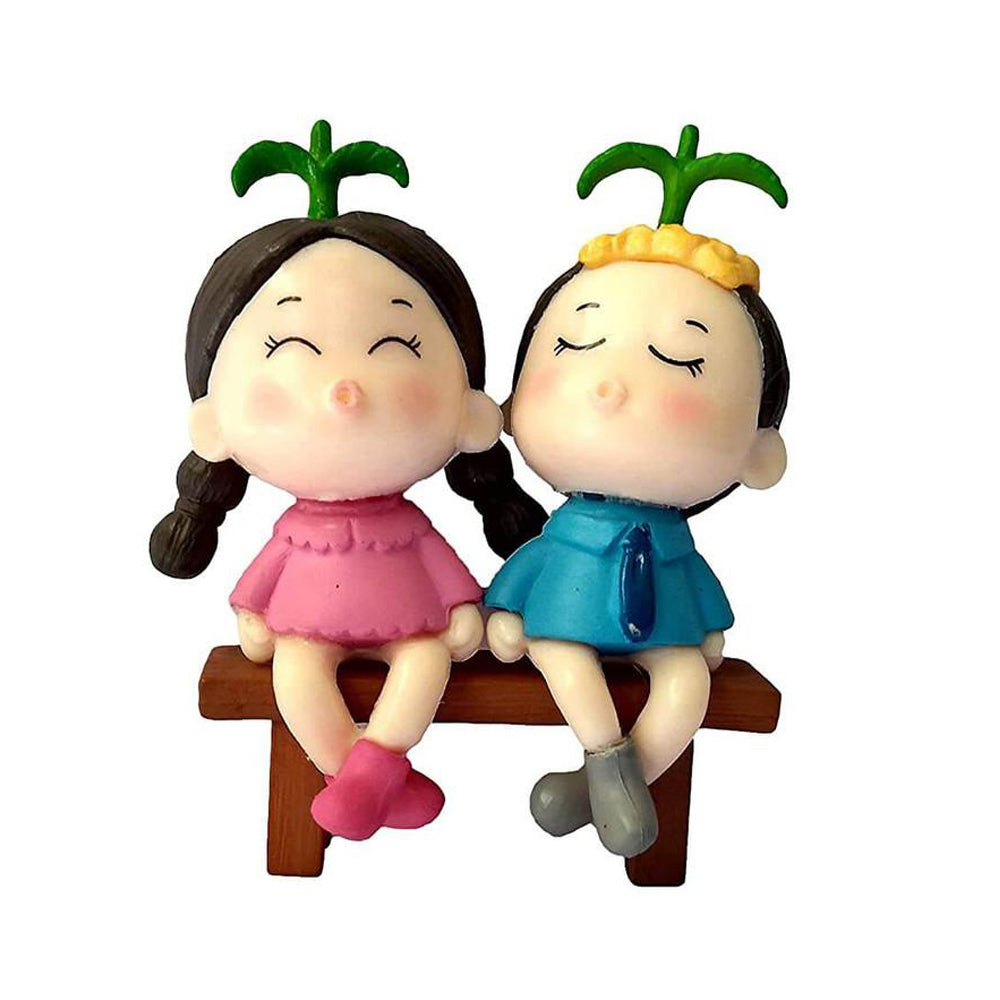Closed Eye Couple Miniature