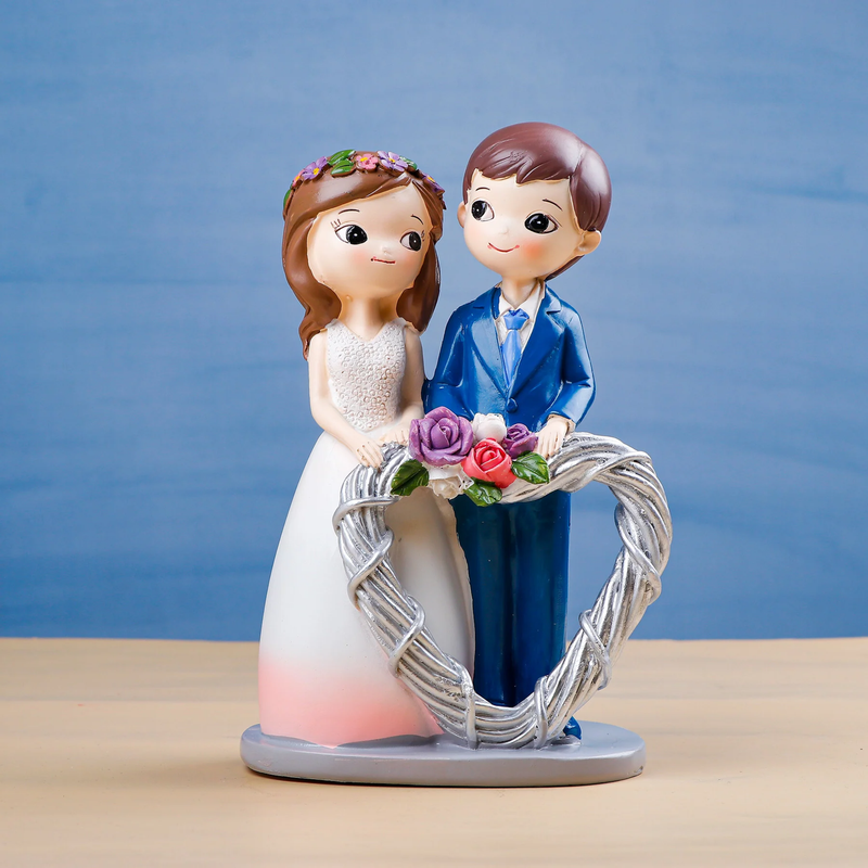 Sweetheart wedding couple figurine classic edition